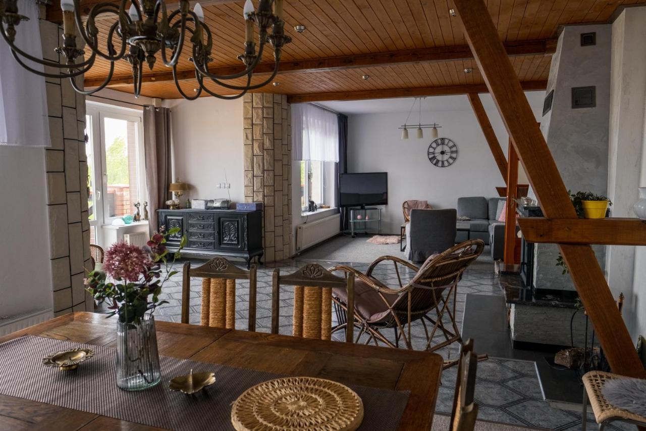 Dom Na Wzgorzu Z Widokiem Na Jezioro Z Balia I Sauna Lipnica  Εξωτερικό φωτογραφία